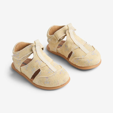 Wheat Footwear Barefoot Sandal Nolan Sandal 9632 barely apricot flowers