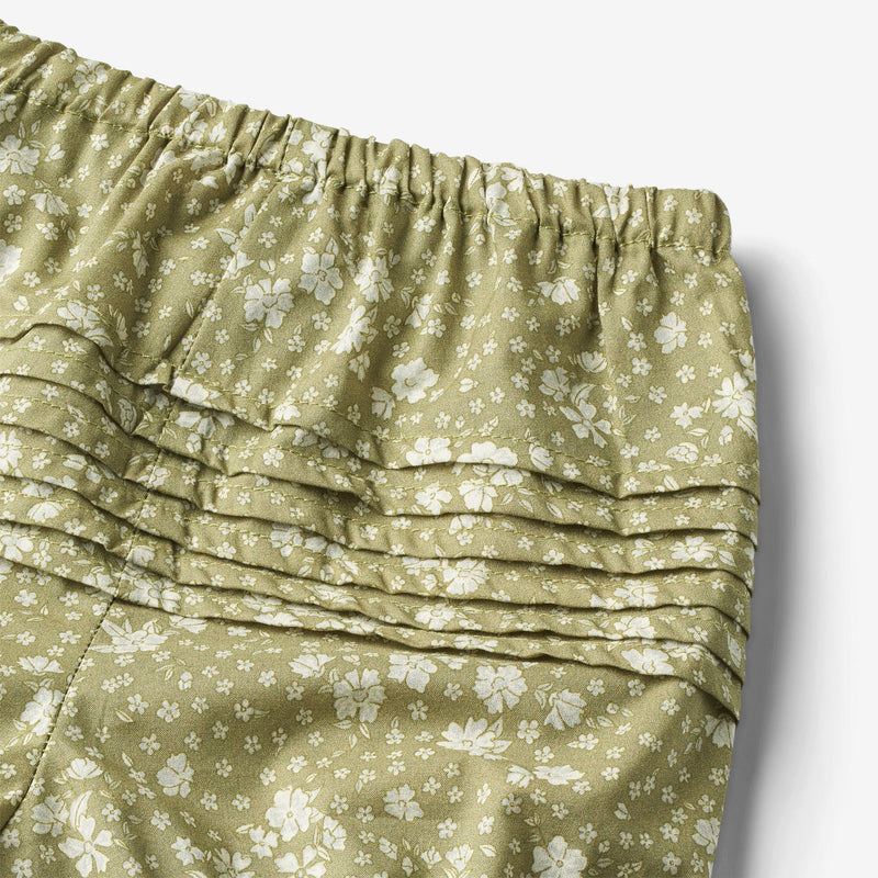 Wheat Main  Bleiebukser Clarissa Shorts 4150 green flowers