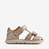 Wheat Footwear  Donna Lukket Sandal Prewalker Sandals 9011 beige