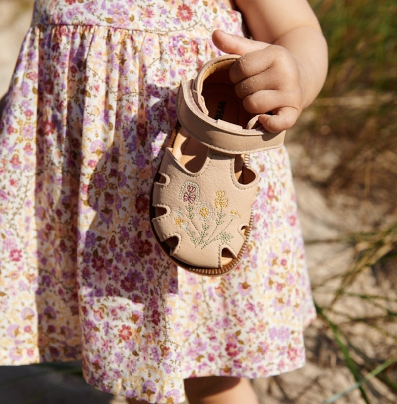 Wheat Footwear  Lowe Lukket Sandal Prewalker Sandals 9009 beige rose