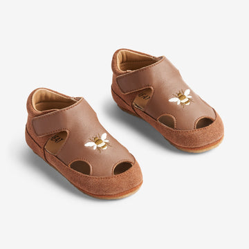 Wheat Footwear Pax innendørs sandal | Baby Indoor Shoes 9002 cognac