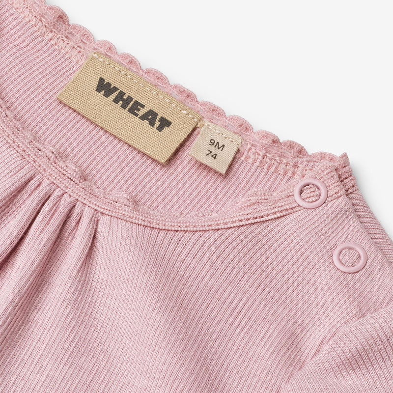 Wheat Main Ribbe kropp L/S Lotta Underwear/Bodies 9428 lavender mist