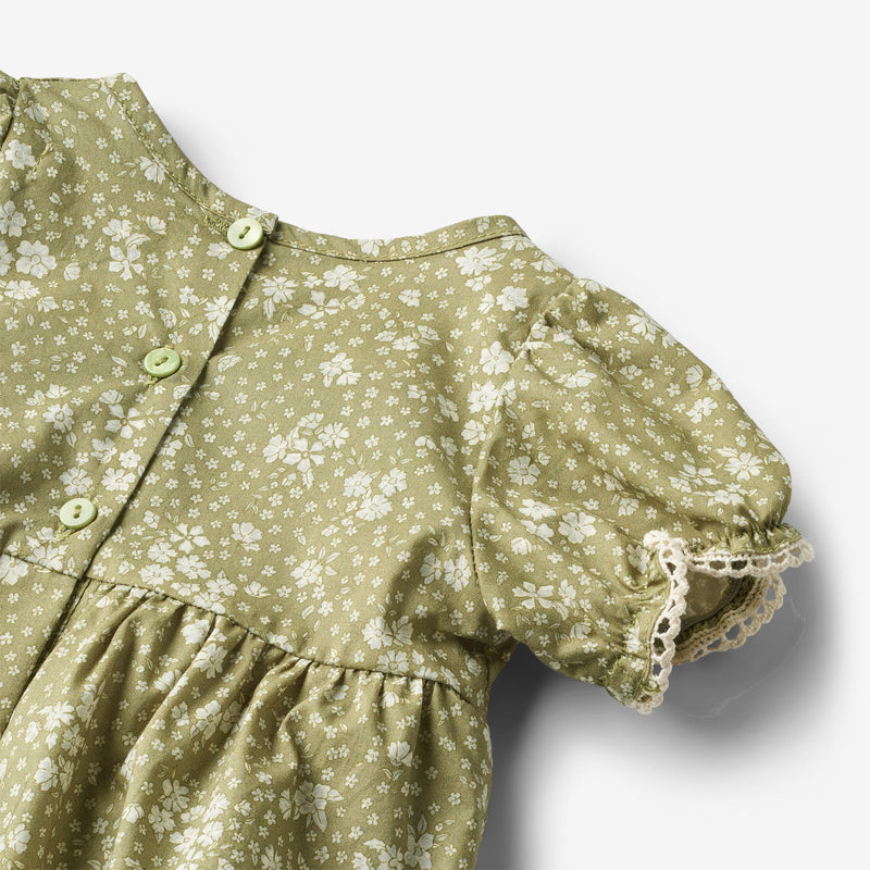 Wheat Main  Romper Vigga Suit 4150 green flowers