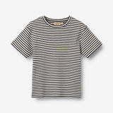 Wheat Main Sett T-skjorte S/S & Shorts Fabian Set 9432 navy rib stripe