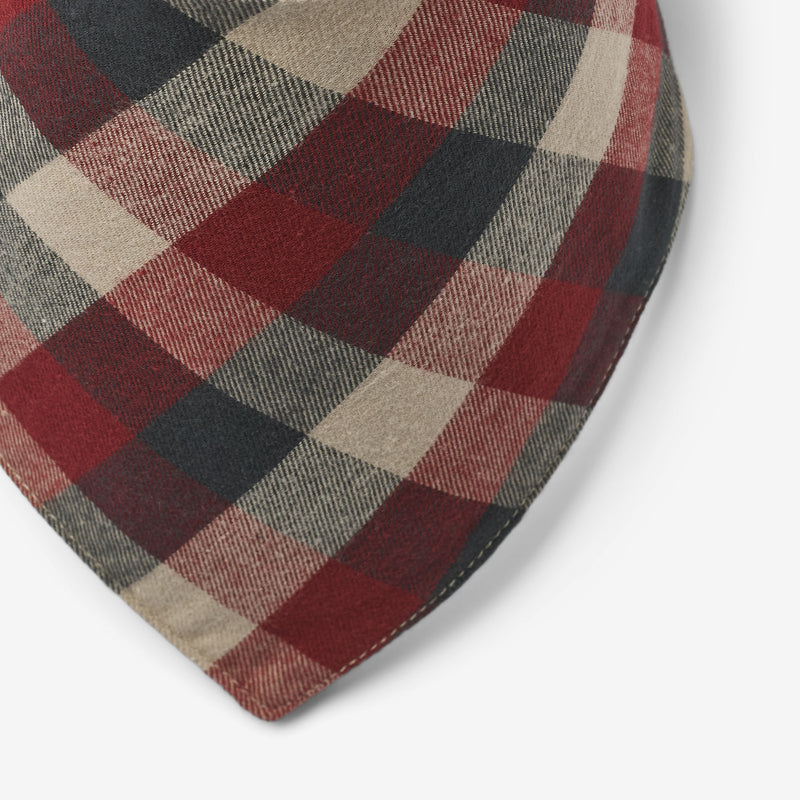 Wheat Main Sett med 2 smekker Eden Accessory 9588 red blue check