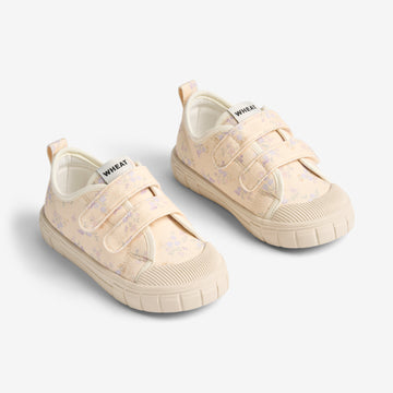 Wheat Footwear Sneaker Bobbie Sneakers 9632 barely apricot flowers