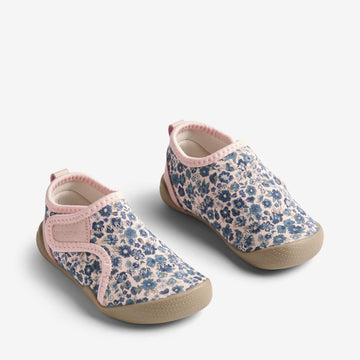 Wheat Footwear Strandsko Shawn Swimwear 1301 blue flower meadow