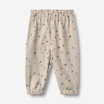 Wheat Main Sweatpants Cosmo Trousers 9780 grey moon letters