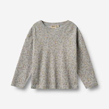 Wheat Main T-skjorte L/S Thilda T-Shirt 9765 slightly blue flowers