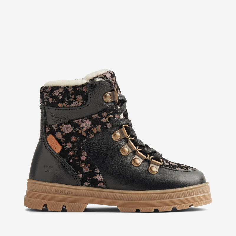 Wheat Footwear Winterboot Toni Hiker Tex Winter Footwear 0035 black flowers